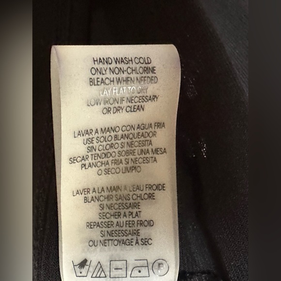 Calvin Klein mixed media sleeveless Top - Picture 6 of 6